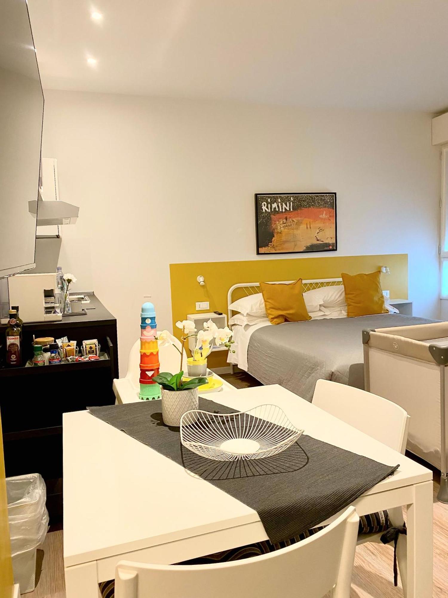 Smart & Urban Suites - Corso51 Rimini Extérieur photo